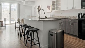 Fridge, dining tables - Landing | Amazing 1BD, Gym, Pool (Decatur)