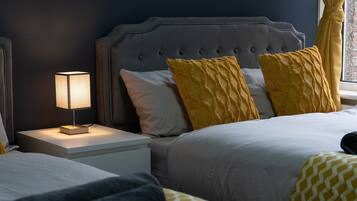 4 bedrooms, iron/ironing board, free WiFi, bed sheets