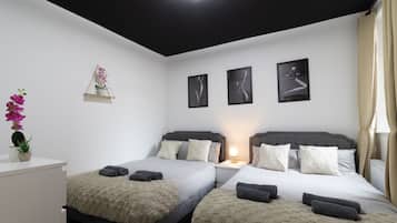 4 bedrooms, iron/ironing board, free WiFi, bed sheets