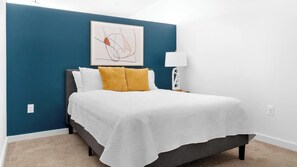 1 bedroom, desk, iron/ironing board, WiFi - Landing | Spectacular 1BD, Gym, Clubhouse (Avondale Estates)