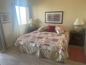 2 bedrooms, iron/ironing board, bed sheets