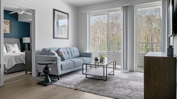 2 Schlafzimmer, Schreibtisch, Bügeleisen/Bügelbrett, WLAN