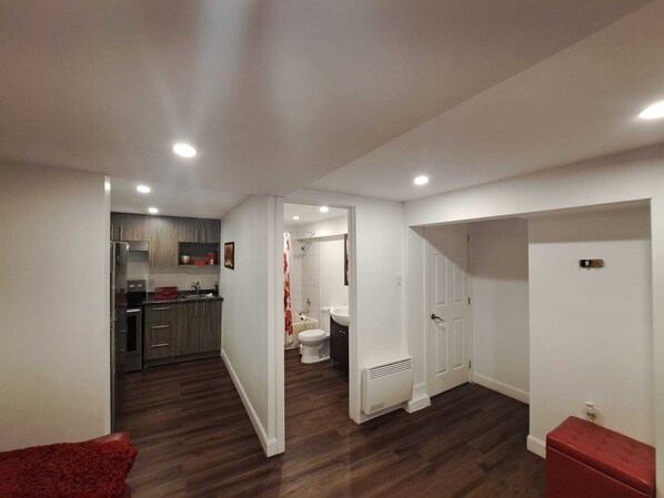 Interior - The Pacific (Trois-Rivières)