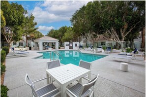 Alberca al aire libre