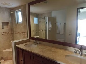 Shower, jetted bath, hair dryer, bidet