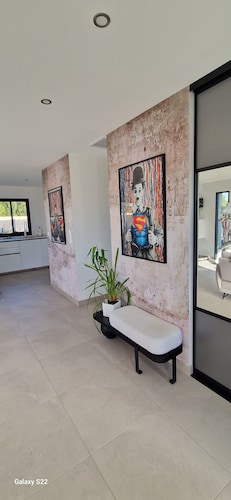 Villa with private pool between the Corbières and seaside resorts