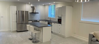 Rockland House Suite