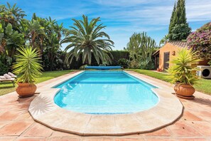 Pool - Beach Villa Sea La Vie Marbesa! (Marbella)
