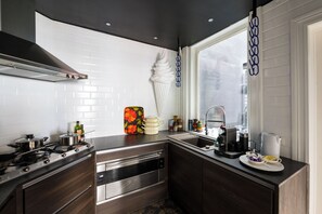 Micro-ondas, fogão, cooktop, lava-louças