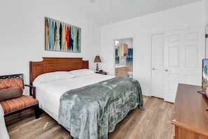 2 Schlafzimmer, Schreibtisch, Bügeleisen/Bügelbrett, kostenloses WLAN