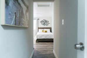 3 Schlafzimmer, Schreibtisch, Reisekinderbett, kostenloses WLAN