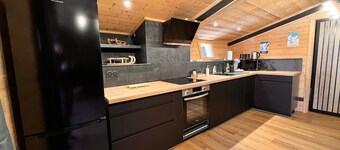Chalet L'Epicea P2000 5min walk from the slopes