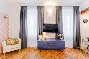 TV - One Bedroom Apartment Vandora in Idrija (Idrija)