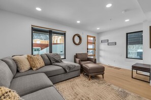 TV connectée, cheminée