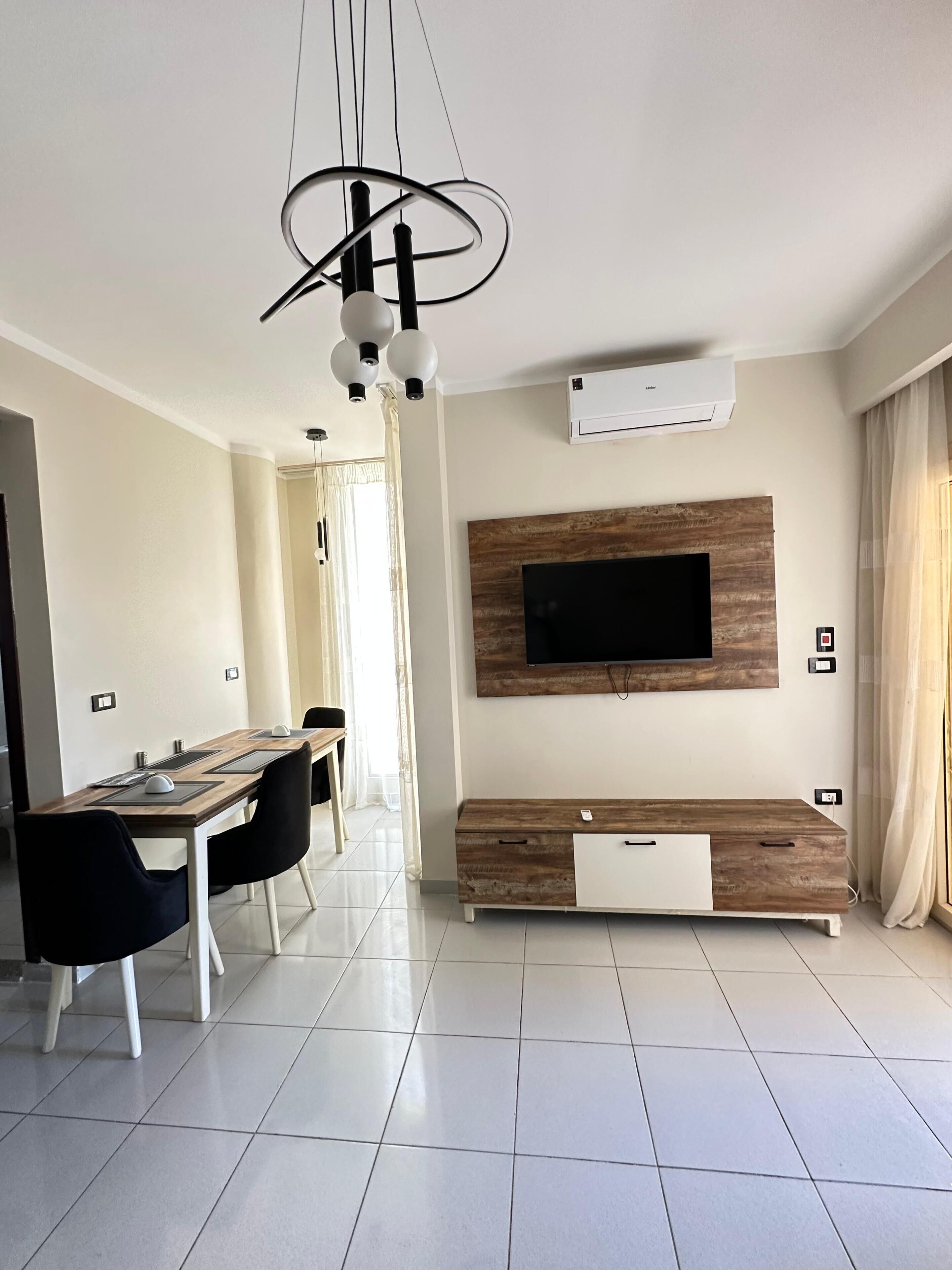 Apartment with Sea View R-221 | Area keluarga