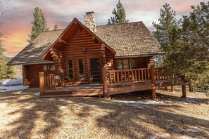 Exterior - Cabin close to the Lake, Sleeps 8 (Panguitch)