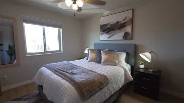 3 habitaciones, tabla de planchar con plancha, cuna de viaje y wifi 