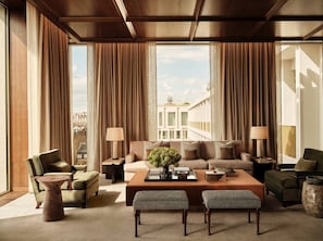 City view - The Chancery Rosewood (London)