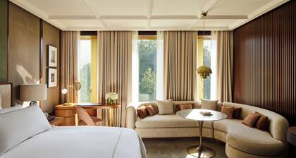 The Chancery Rosewood