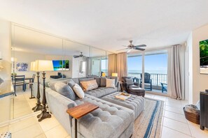 Smart TV - ☀️Wow Oceanfront Views 2BR-2BA Condo Ponce Inlet King Suite, Pool Stunning Views☀️ (Ponce Inlet)
