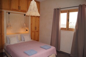 Superior-Villa, eigener Pool, Poolblick | Hochwertige Bettwaren, individuell eingerichtet