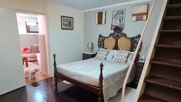 2 slaapkamers, een strijkplank/strijkijzer, internet, beddengoed