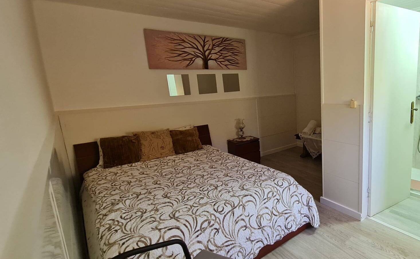 2 Schlafzimmer, Bügeleisen/Bügelbrett, Internetzugang, Bettwäsche