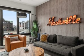 TV connectée, espaces bureaux