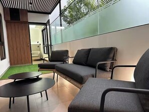 Deluxe-Apartment, 2 Schlafzimmer | Terrasse/Patio