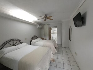 Habitación básica doble | Wifi gratis