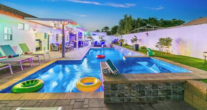 Thousand Palms Escape Family Friendly, Arcade, Pool Fun Games