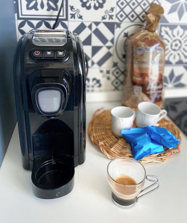 Ảnh chưa phân loại, 1 trong số 30 ảnh, nút