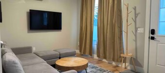 Charming 2-bedroom cottage