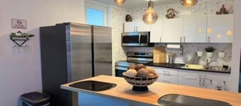 Your perfect retreat, minutes from beaches, restaurants, and top attractions.