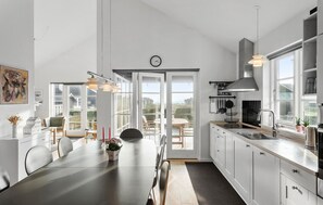 Plaque de cuisson, lave-vaisselle, cafetière/bouilloire