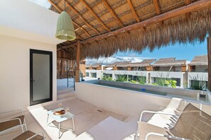 패밀리 아파트, 전용 수영장 | 테라스/파티오