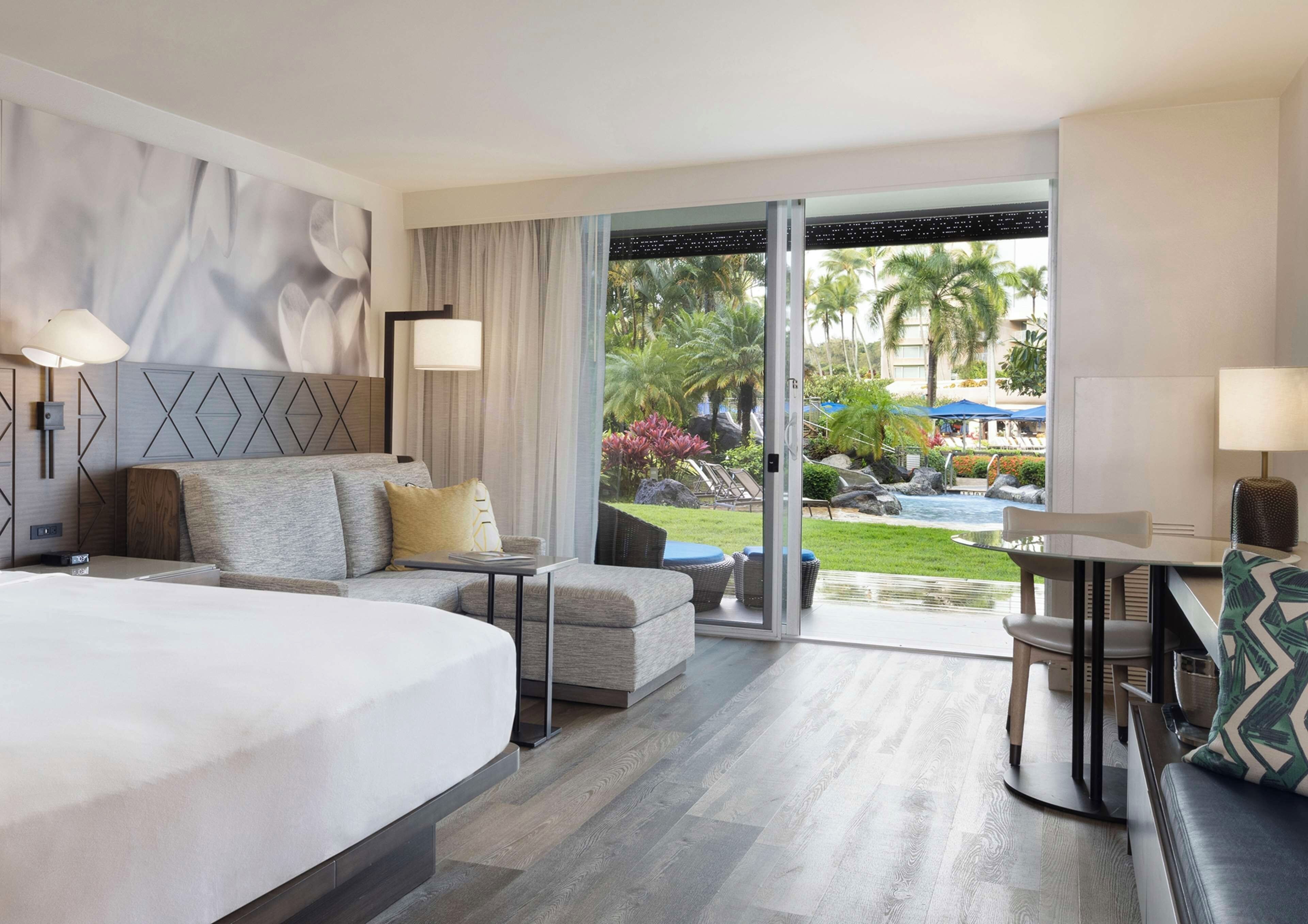 Unwind In Style! Spacious Accommodation W/ Lanai! Steps Away From The Beach! - Kauai, HI