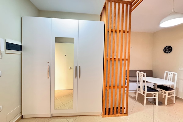 Comfort Apartment, 1 Bedroom | Private kitchen | Electric kettle