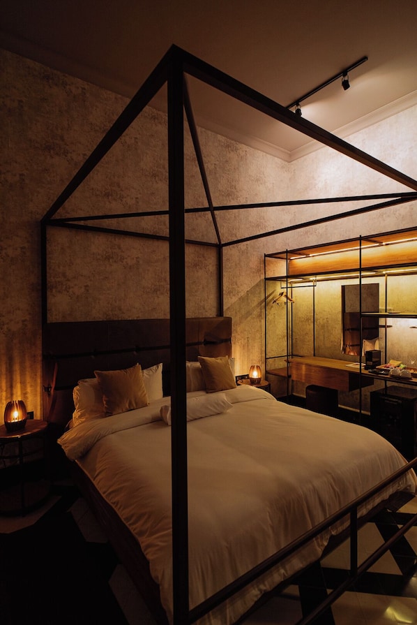 Ropa de cama de alta calidad, cubrecamas, minibar y wifi gratis