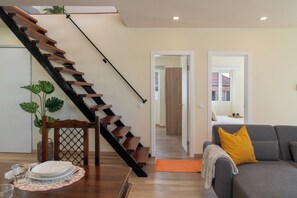 2 bedrooms, iron/ironing board, WiFi, bed sheets - Sea and mountain view - Madeira Friendly Guest House (Funchal)