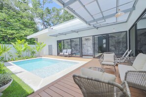 Piscine extérieure