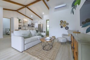 Televisie en een open haard