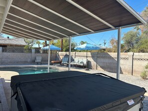 Terrace/patio - 3-bedroom bungalow with pool and hot tub (Tempe)
