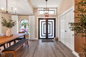 Dining - Family Waterfront Retreat | Pool, Hot Tub, Dock (Bradenton)