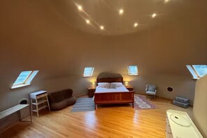 4 quartos, berço de viagem, Wi-Fi de cortesia, roupa de cama