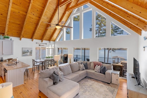 BIG WATER VIEWS from this waterfront home on Lake Keowee. Close to Clemson.