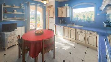 Réfrigérateur, four, plaque de cuisson, lave-vaisselle