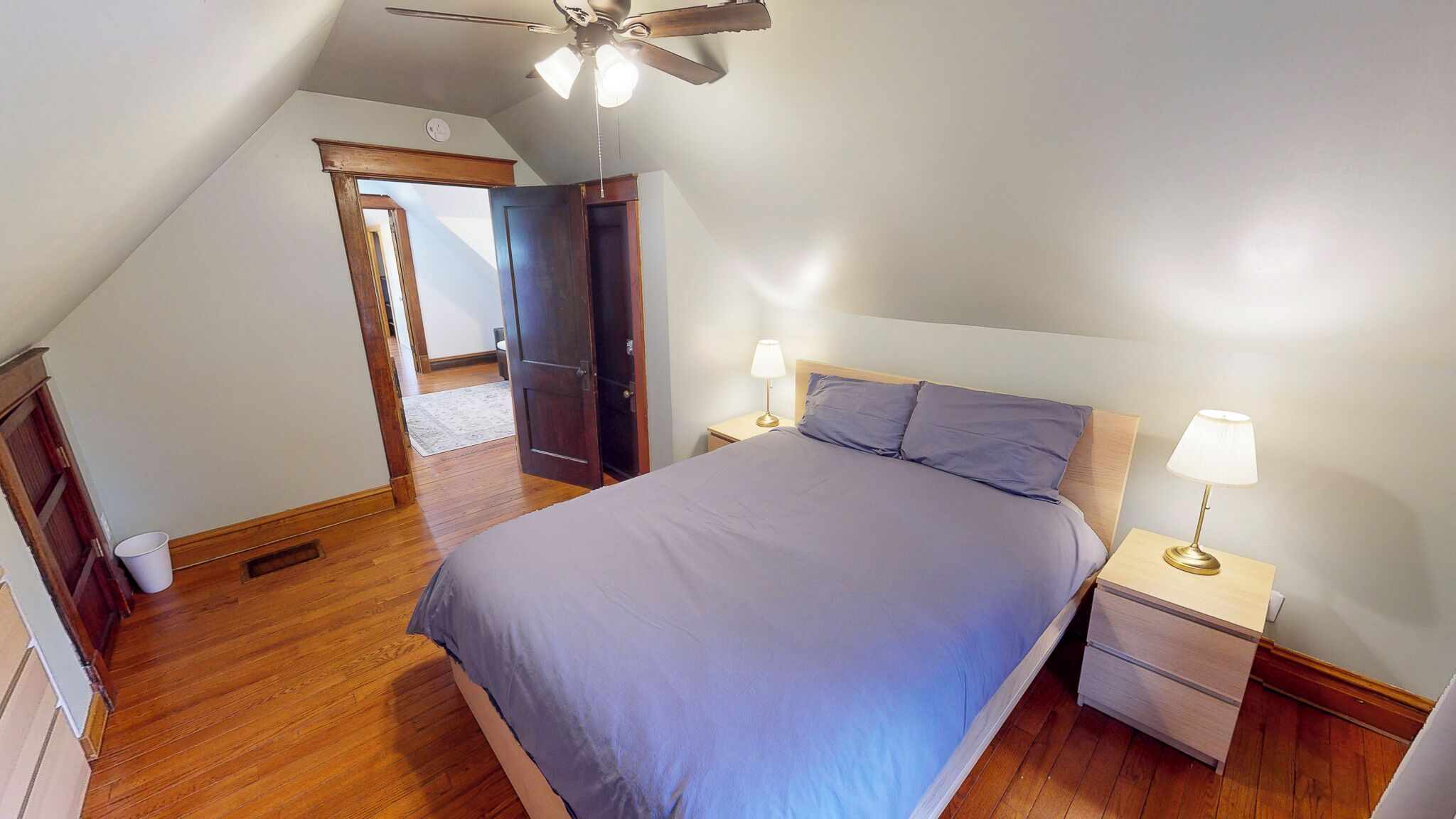 3 多间卧室、WiFi、床单