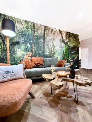 Télévision, chaîne hi-fi