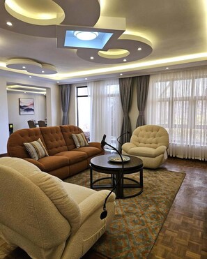Apartment, City View | Living area